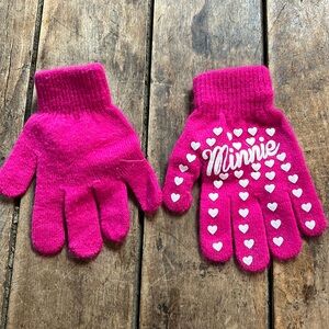 Pink Minnie Mouse stretch gloves
